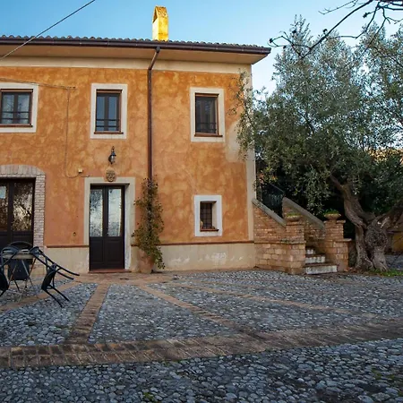 Agriturismo Masseria Fonte Di Maroglio Castrovillari Exterior photo