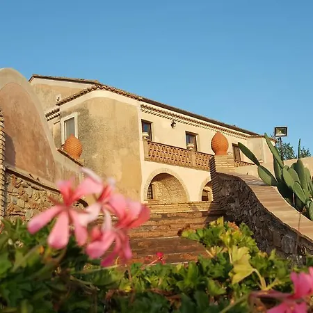 Agriturismo Masseria Fonte Di Maroglio Castrovillari Exterior photo
