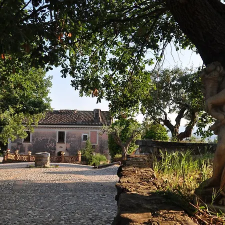 Agriturismo Masseria Fonte Di Maroglio Castrovillari Exterior photo